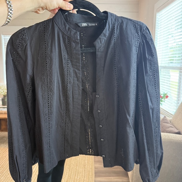 Zara Eyelet Top in Black - Picture 2 of 3
